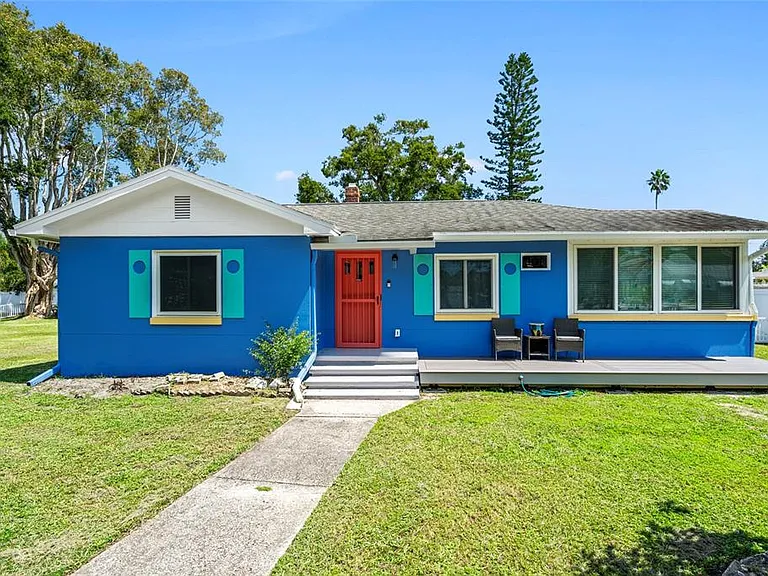 2800 Tifton St S — Photo 15