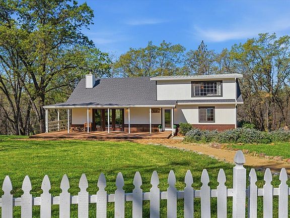 2nd image of 11403 Woodacre Rd