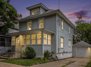 107 Edgewood St, Jackson, MI 49201