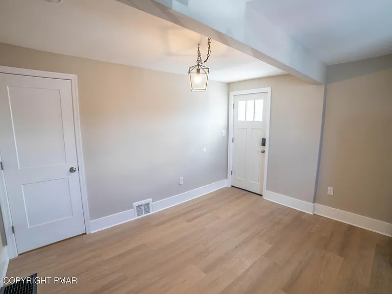 811 Monroe St #1 — Photo 10