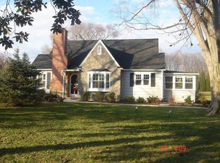 1606 Saint Margarets Rd, Annapolis, MD 21409