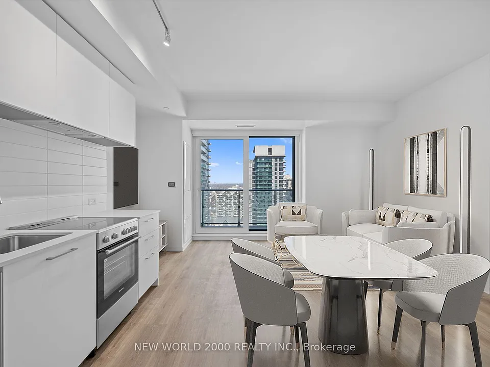 101 Roehampton Ave #2513