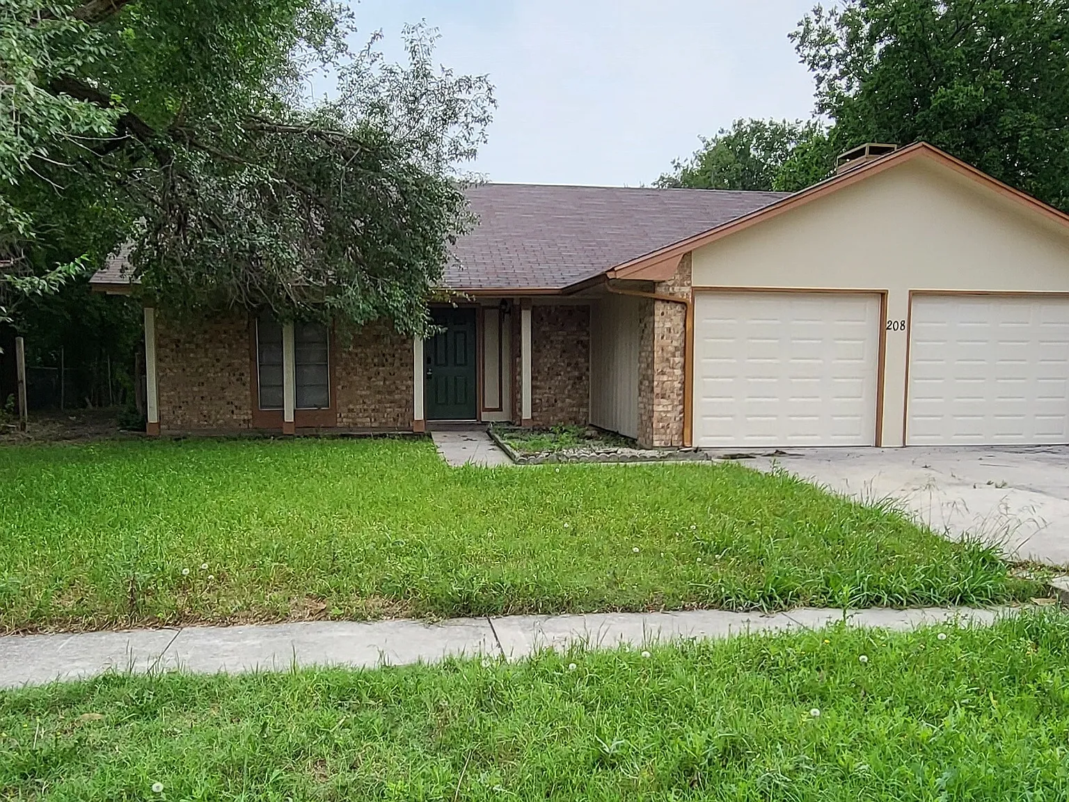 208 Margarita Drive - . — Photo 1