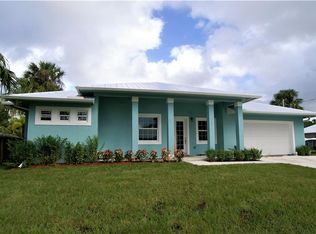 757 SW 36th Ter, Palm City, FL 34990