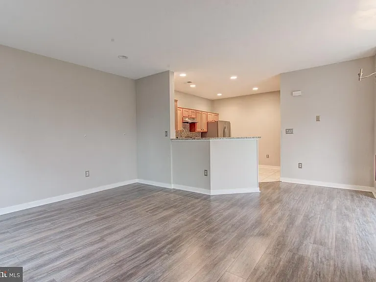 7700 Duneiden Ln — Photo 13