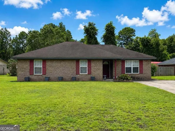 1041 Barley Dr, Hinesville, GA 31313
