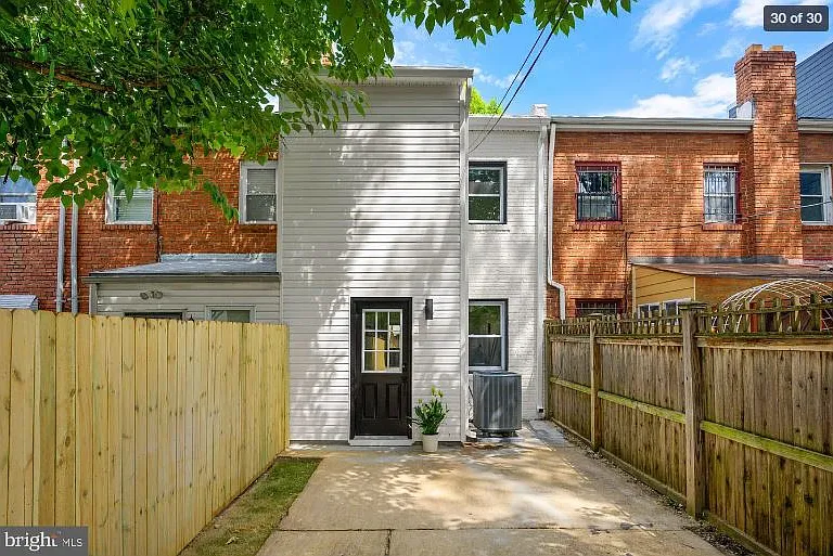 420 20th St NE — Photo 20