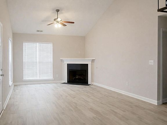 4th image of 103 Honey Tree Rd