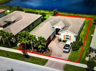 12055 SW Bennington Cir, Port Saint Lucie, FL 34987