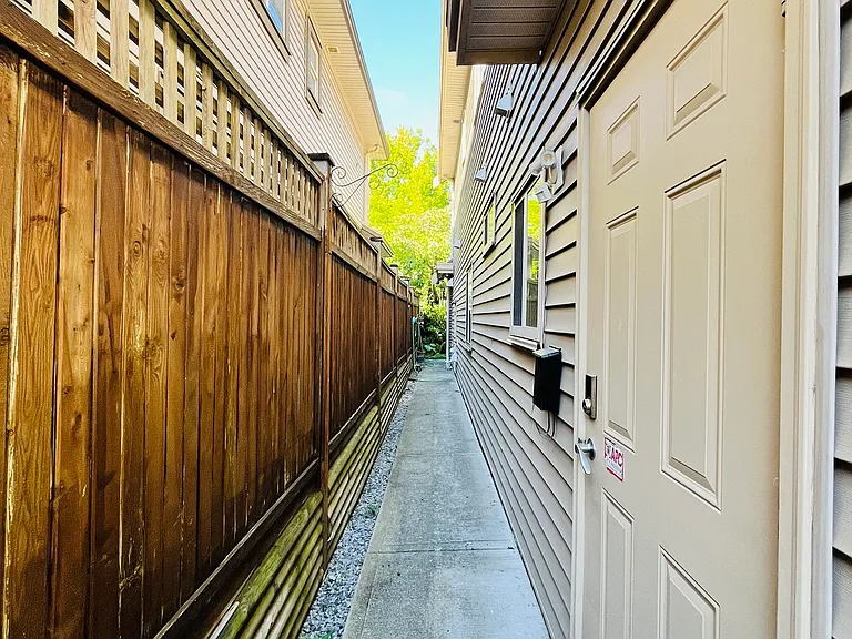 10260 Williams Rd — Photo 13