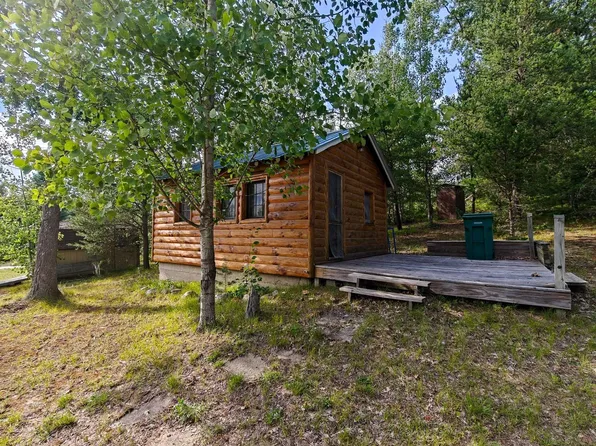 204-206 Forest Mead Rd #208, Harrison, MI 48625
