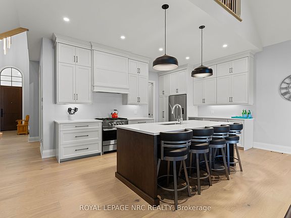5th image of 190 Canboro Rd #7