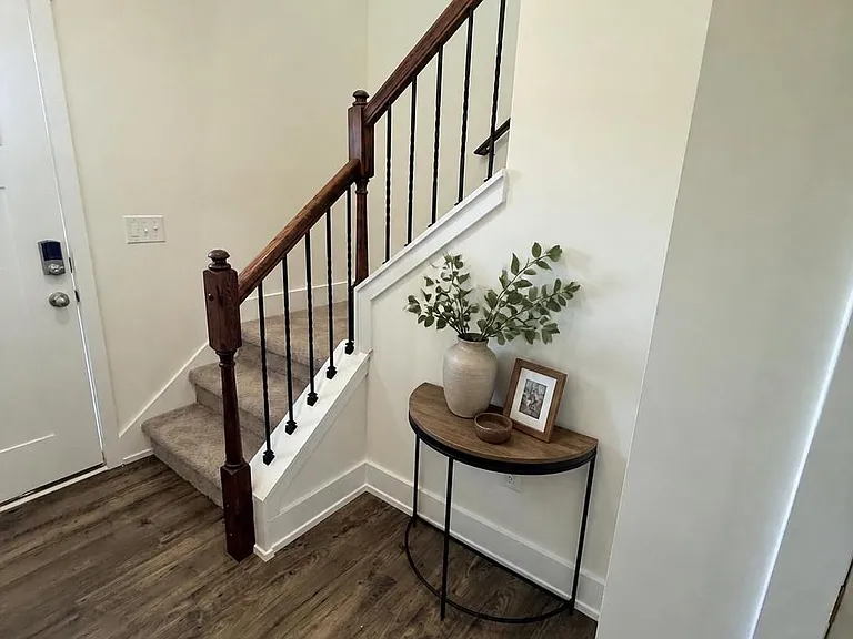 164 Jace Way — Photo 2