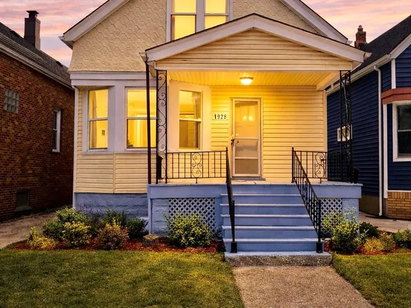1928 Yemans St, Hamtramck, MI 48212