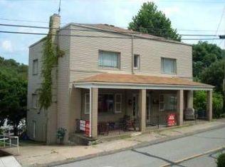 5815 Curry, South Park, PA 15236