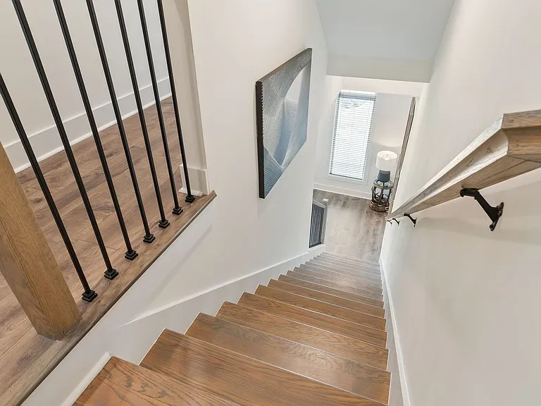 601 Southgate Ave — Photo 49