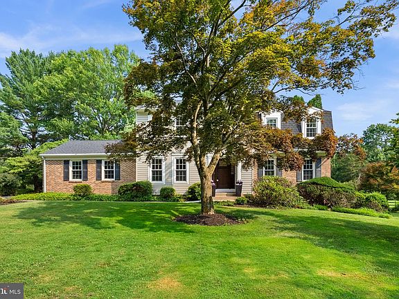 3rd image of 14233 Day Farm Rd