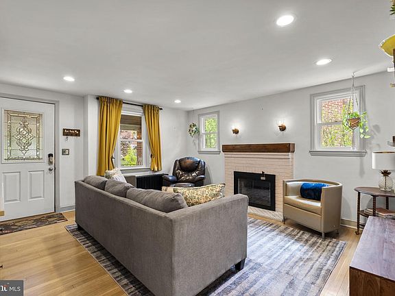 4th image of 6509 41st Ave