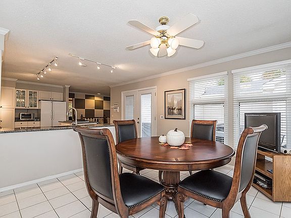 5th image of 9906 Regalton Ct