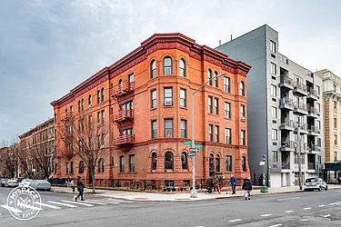 Rented by MySpaceNYC