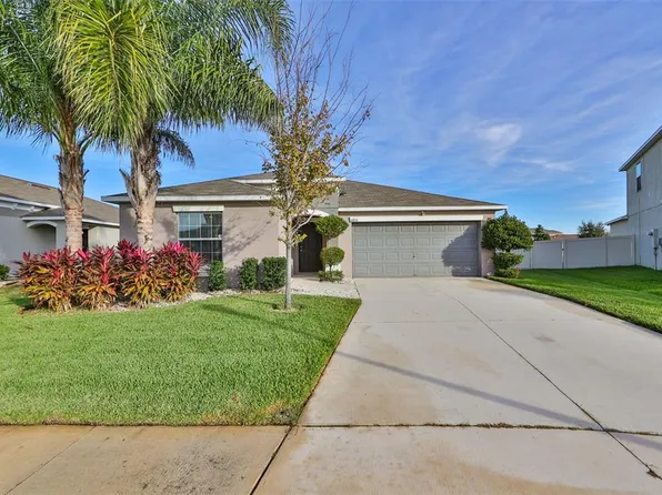6810 Hazelnut Spice Dr, Sun City Center, FL 33573