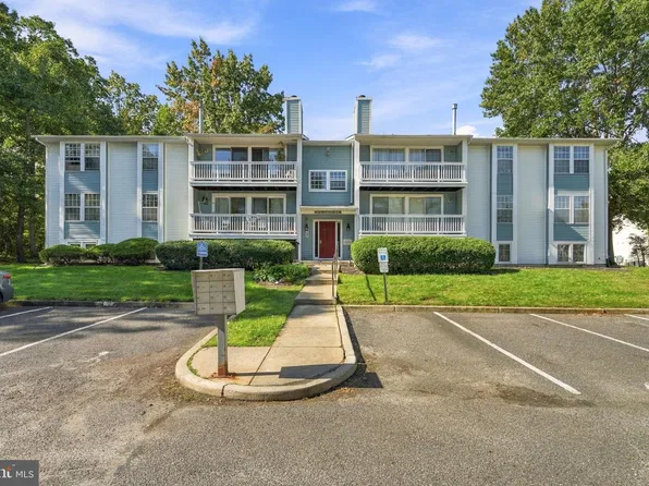 40 Kenwood Dr, Sicklerville, NJ 08081