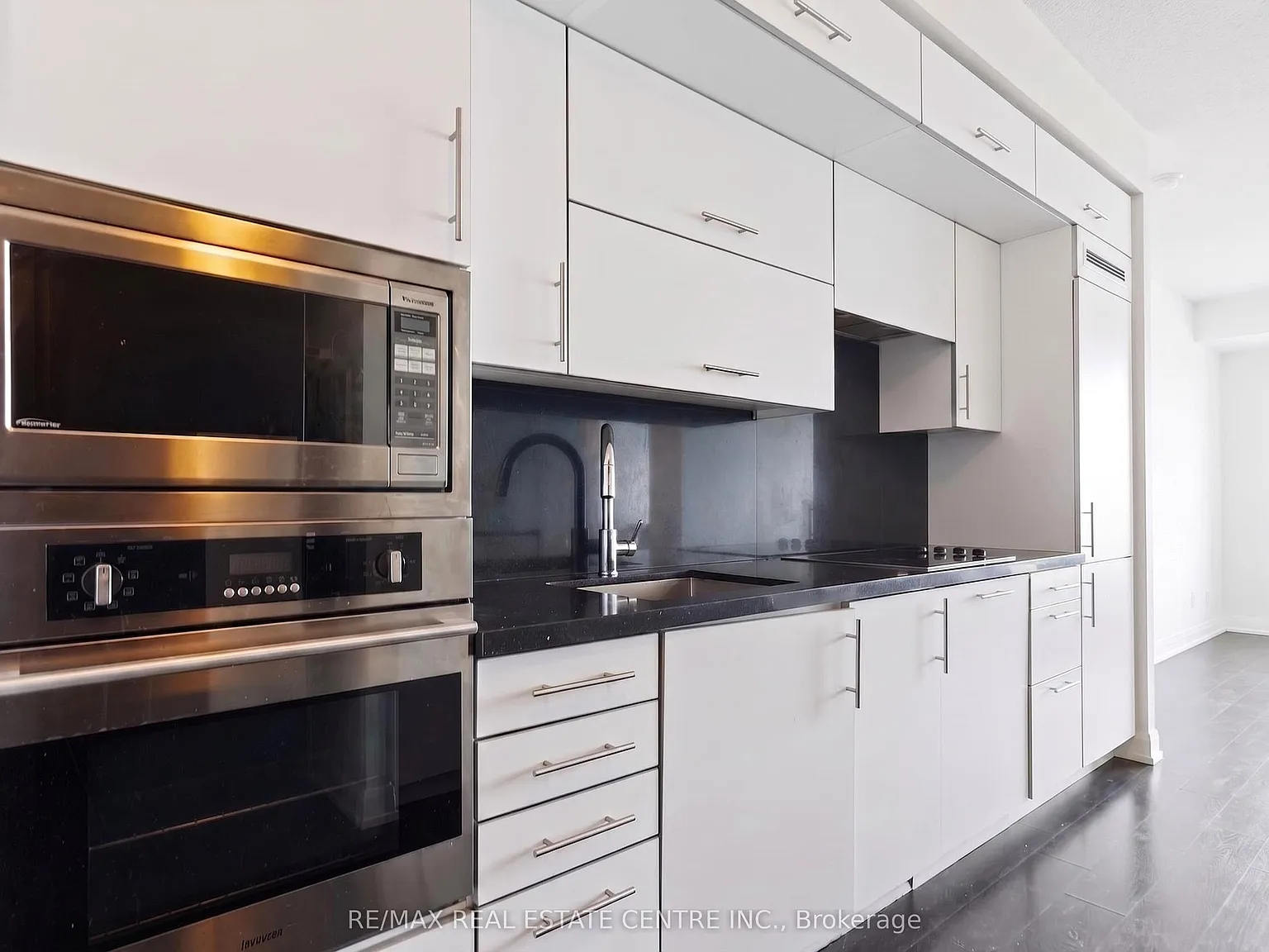 2 bed, $3,050 — Photo 4
