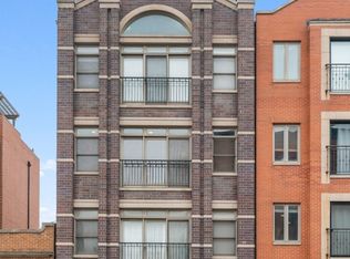 1410 W Belmont Ave #2, Chicago, IL 60657