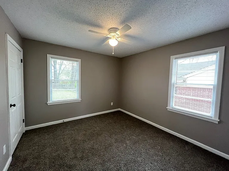 3614 Hallbrook St — Photo 8
