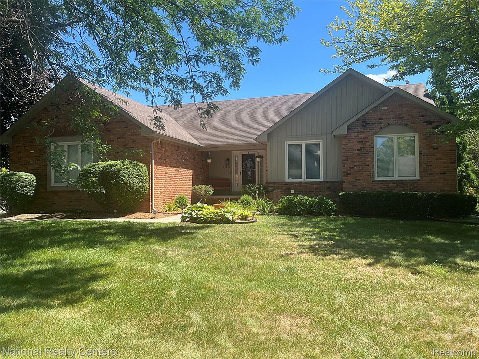 1st image of 17610 Farmcrest Ln