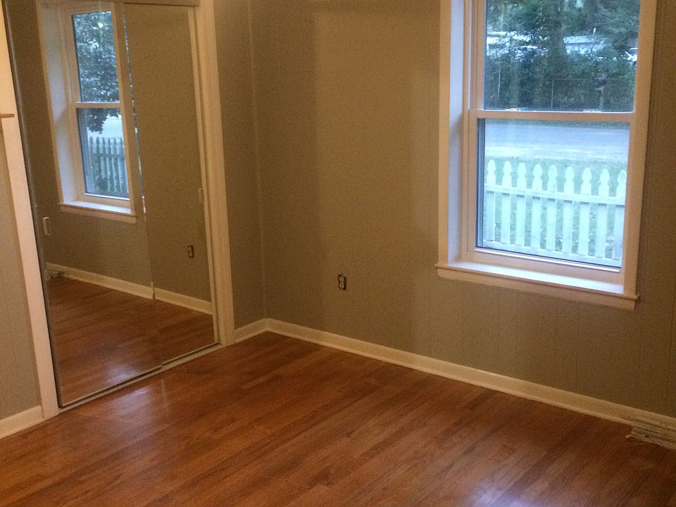 128 Cummings Rd Pensacola FL Zillow