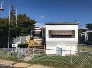 93 Locust Grv, Hazlet, NJ 07730