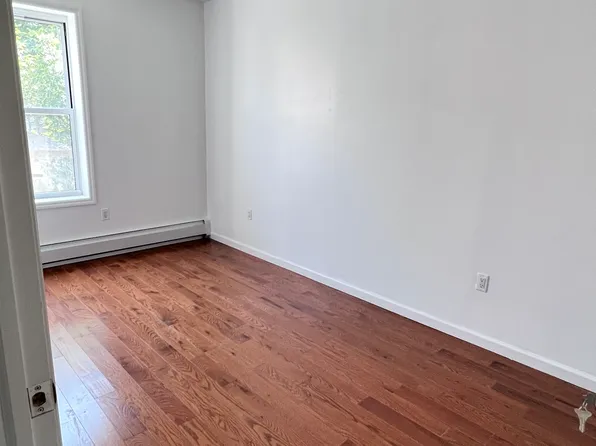 3422 Avenue J image 4 of 13