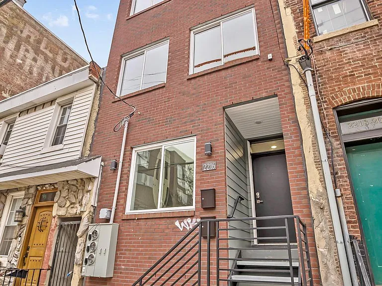 2216 Emerald St #A — Photo 29