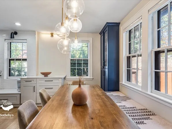 116-33 Union Turnpike image 12 of 40