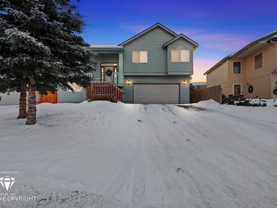 2708 Snug Harbor Cir, Anchorage, AK, 99519