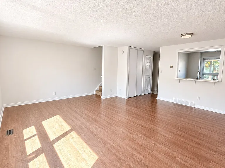 450 Pond Mills Rd #15 — Photo 12