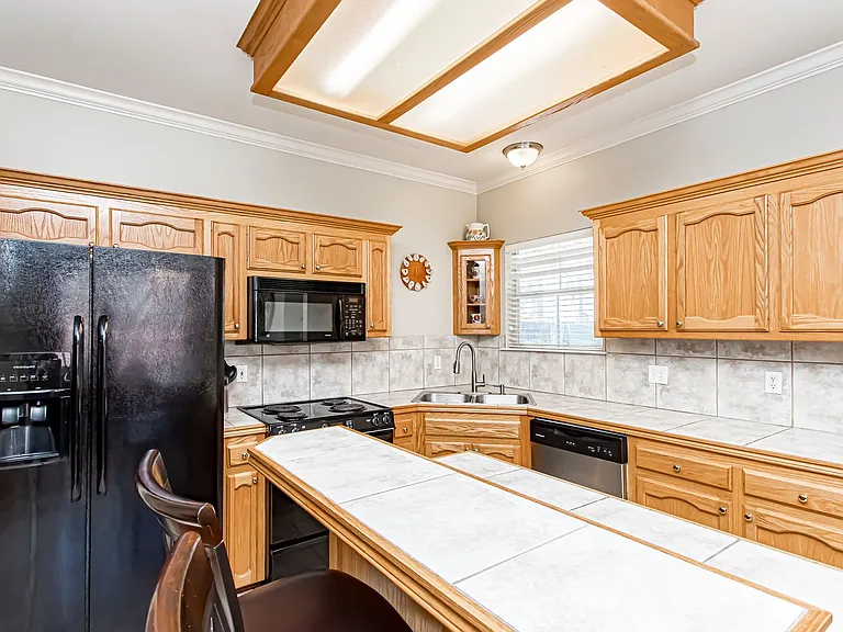 10580 Springglen Ct — Photo 3