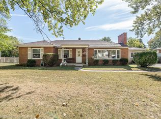 32297 Warren Rd, Garden City, MI 48135