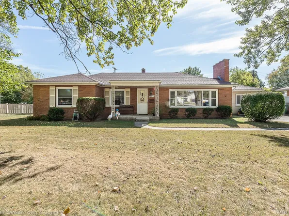 32297 Warren Rd, Garden City, MI 48135