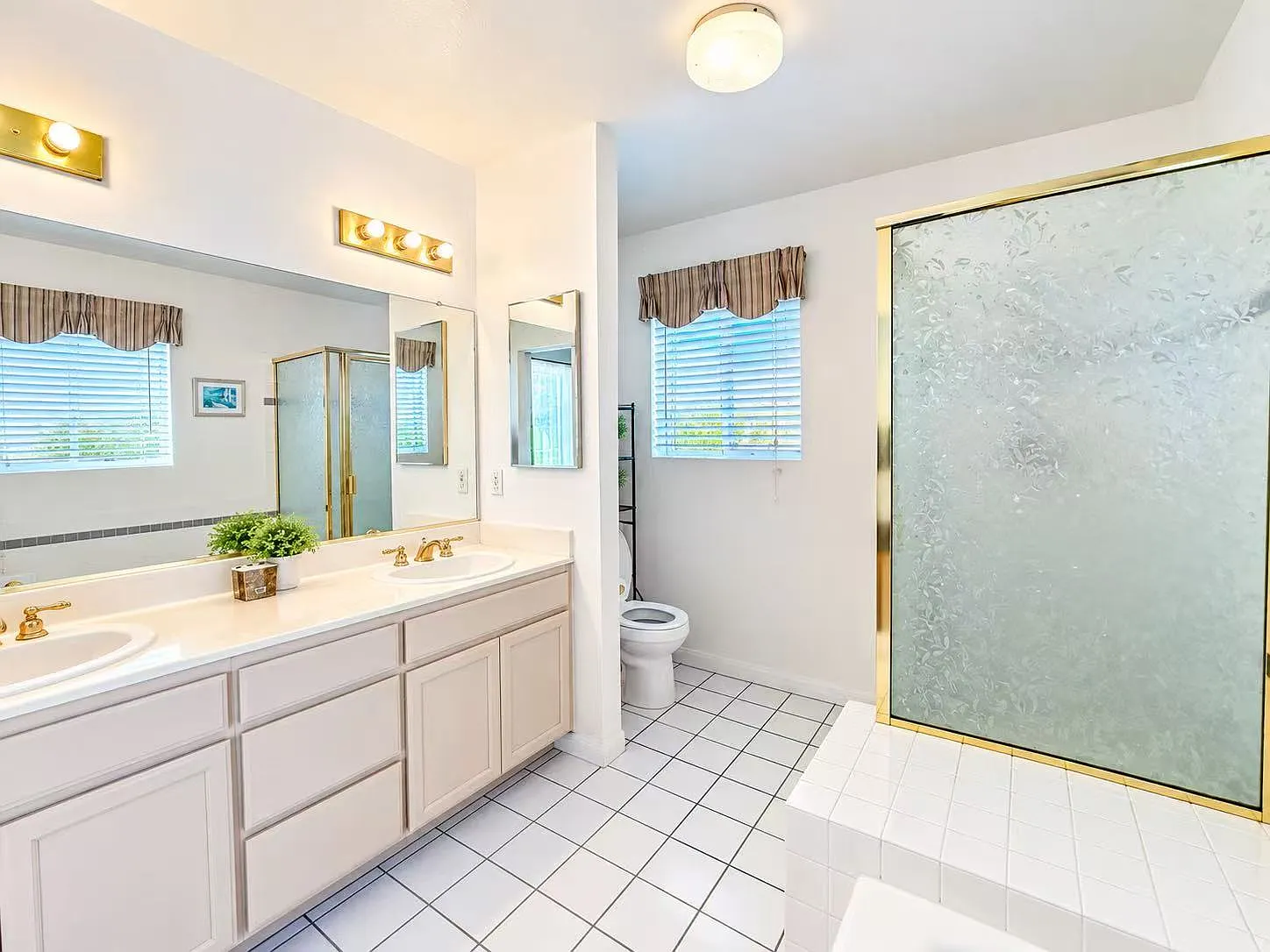 3 bed, 1300 sqft, $2,850 — Photo 2