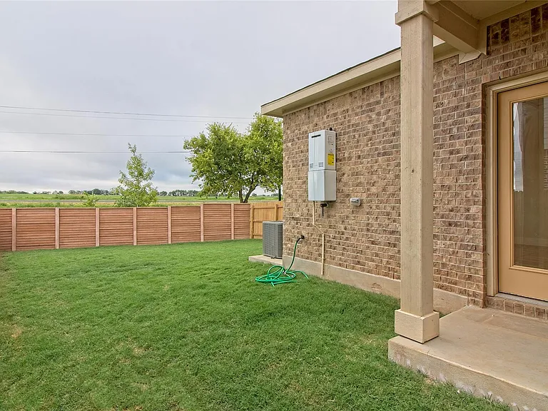 555 White Steppe Way — Photo 27