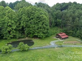 72 Scotchmans Rd, Waynesville, NC 28786