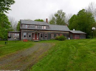 121 Old County Rd, Hartland, ME 04943