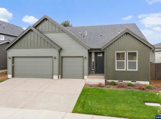 3075 Olympic St, Woodburn, OR 97071