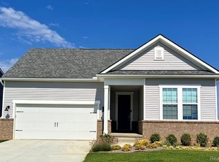 1626 Moss Dr, Milford, MI 48381