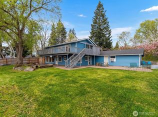 1220 S Webb Place, East Wenatchee, WA