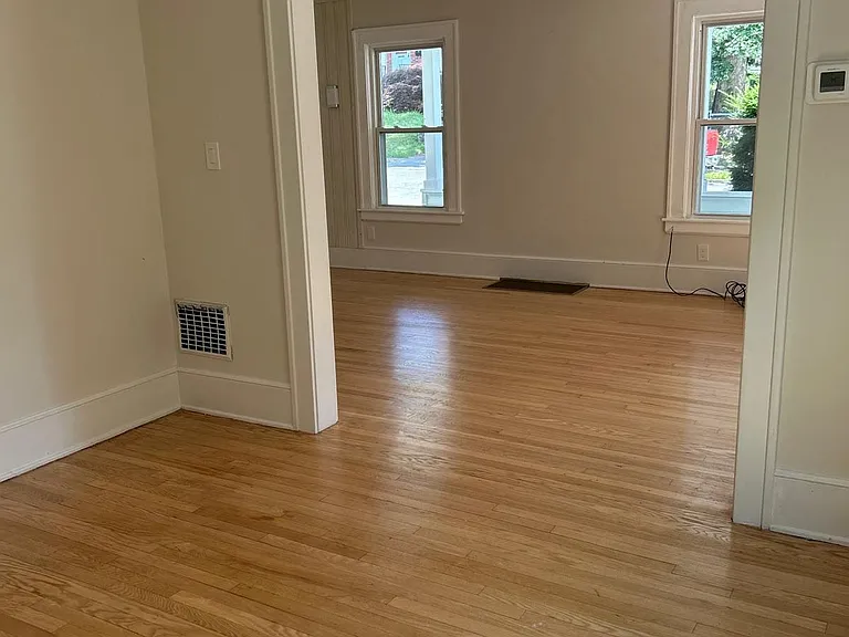 27 W Arnold Rd #1 — Photo 8