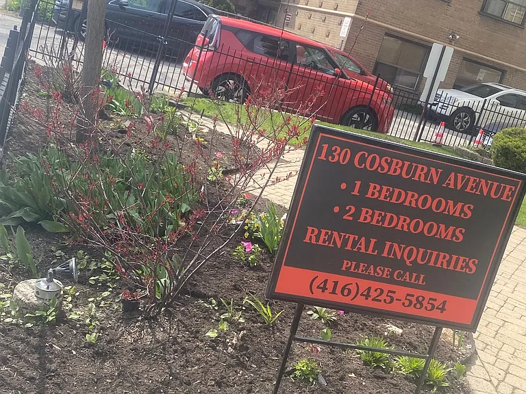 130 Cosburn Ave — Photo 7