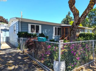 47477 School St, Oakridge, OR 97463